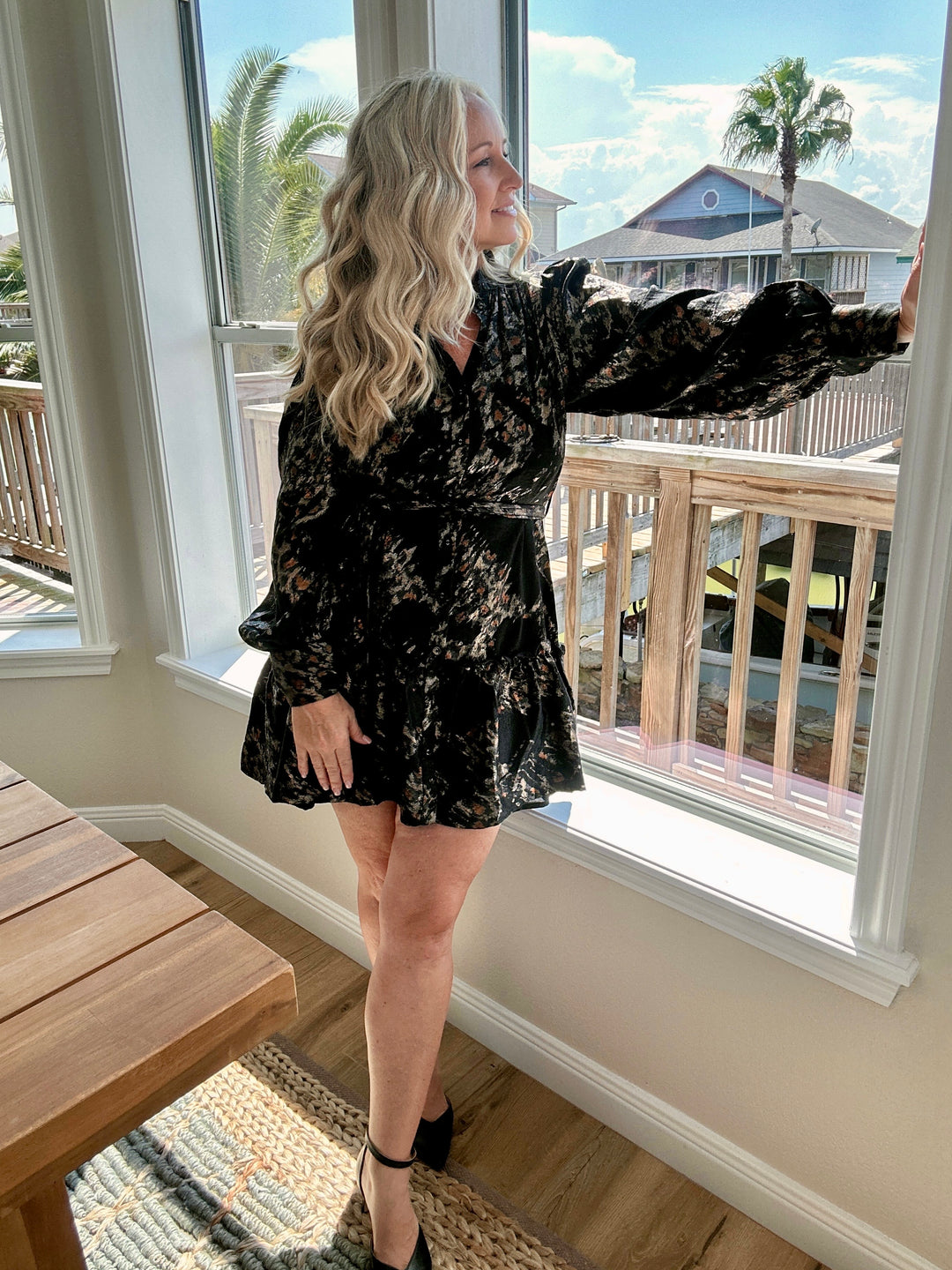 BLACK ANIMAL PRINT MINI DRESS
